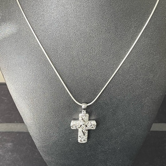 925 Sterling silver, EA Diamond Cross necklace - Picture 1 of 8